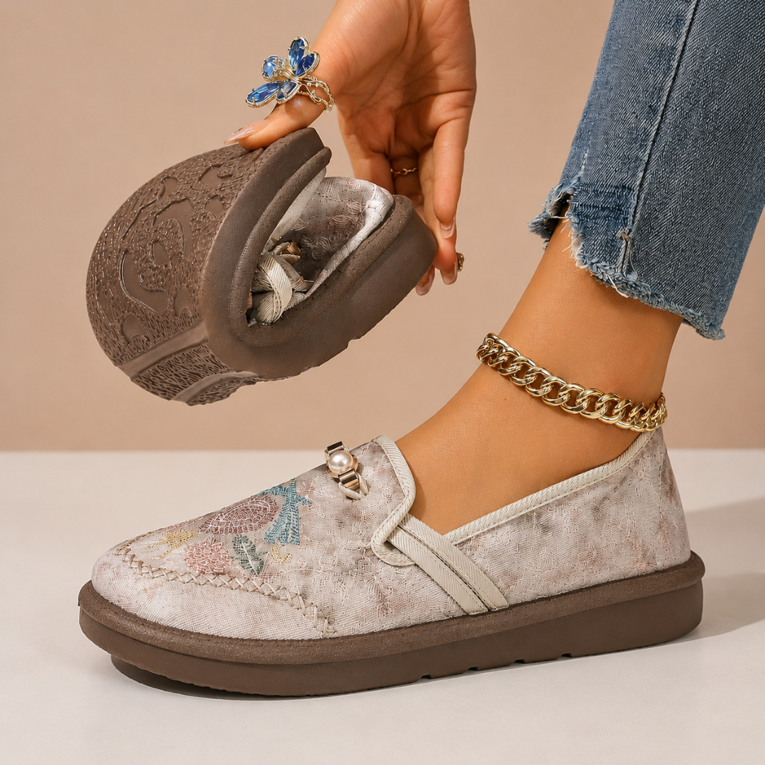 Kyra - Vintage Embroidered Comfort Loafers
