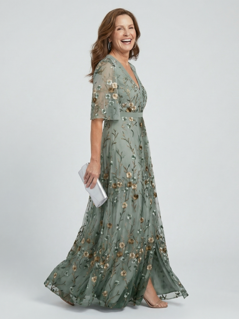 Selora | Tummy-Concealing Floral Halter Dress