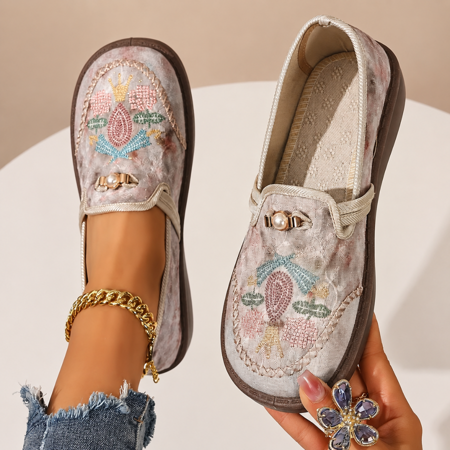 Kyra - Vintage Embroidered Comfort Loafers