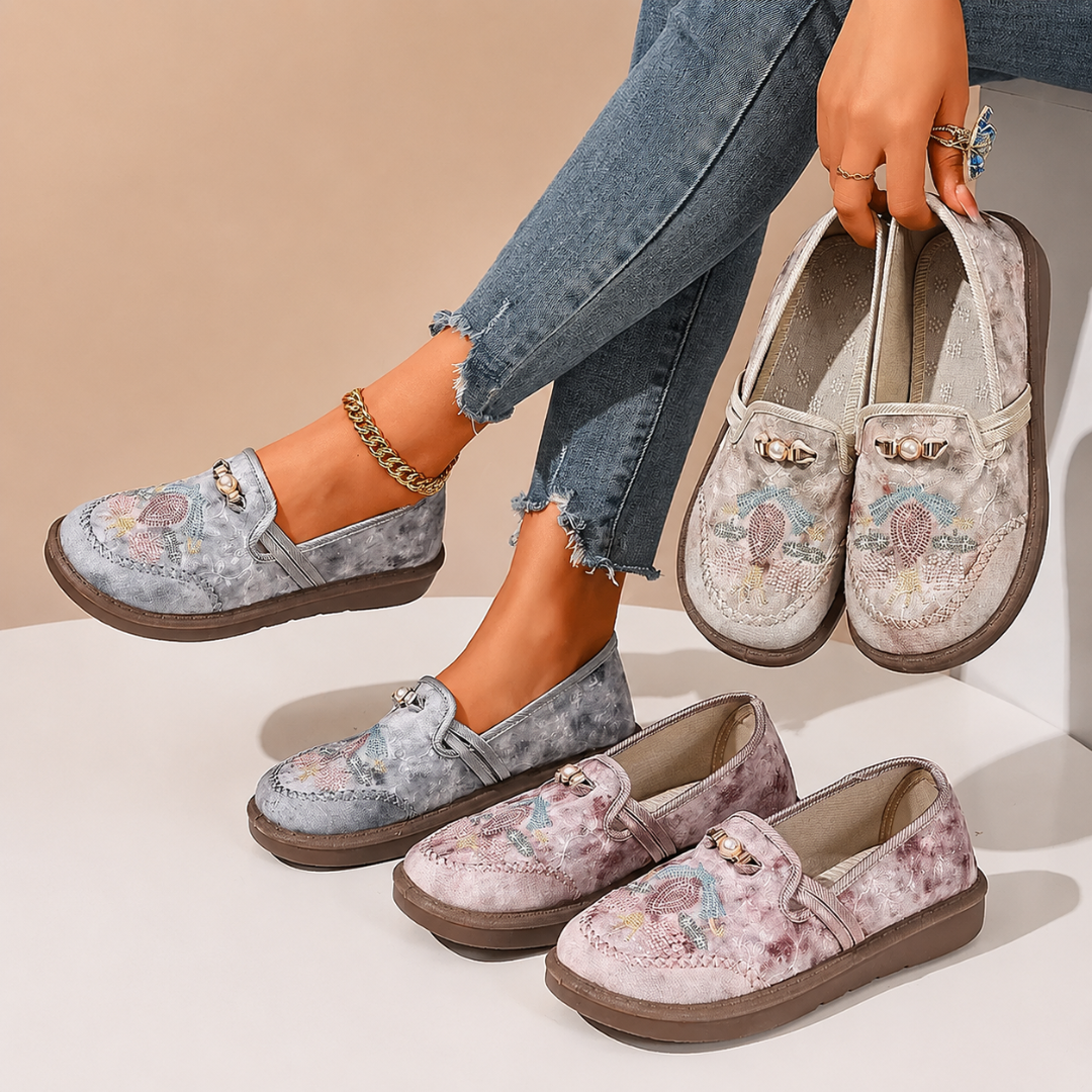 Kyra - Vintage Embroidered Comfort Loafers