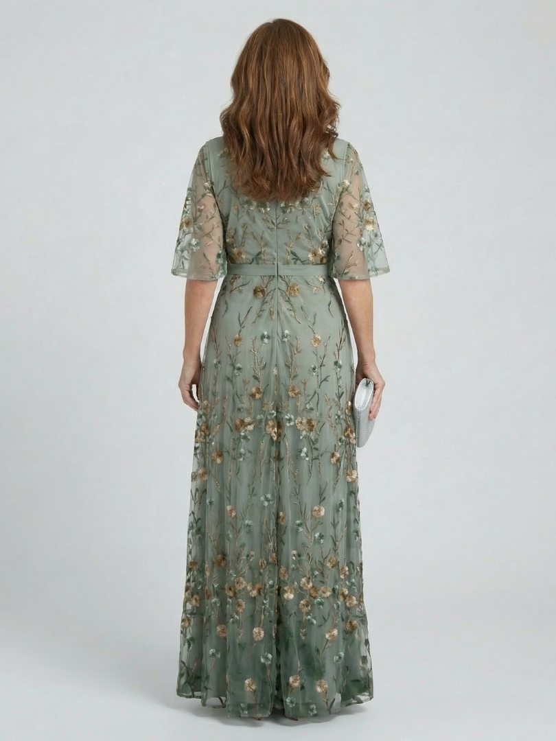 Selora | Tummy-Concealing Floral Halter Dress