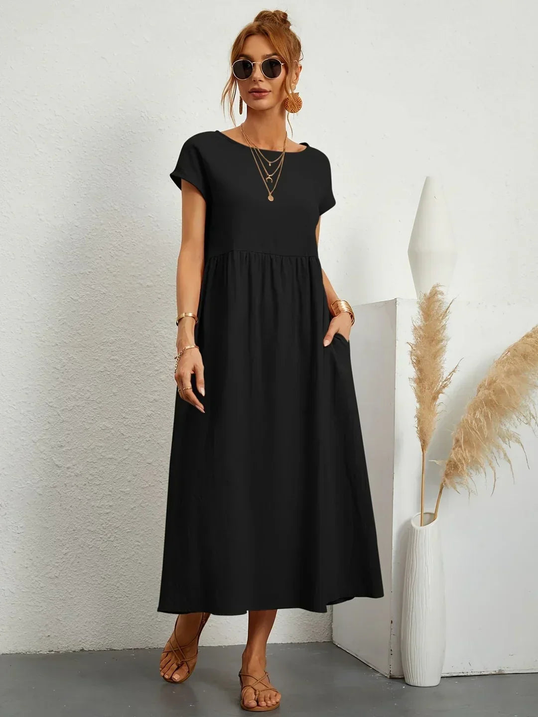 Gabrielle Flowing Midi Dress - Black